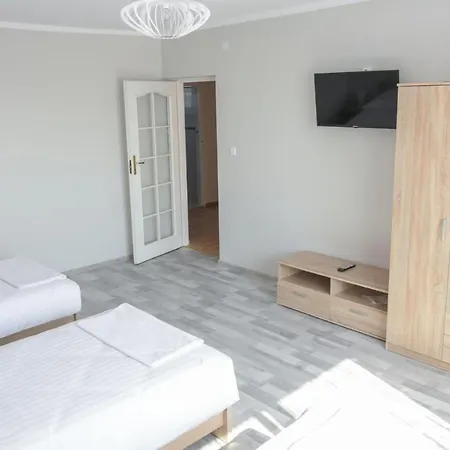 Apartament Rodzinny W Zatorze *